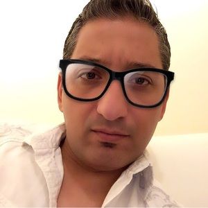 Meet your Posher, Tom